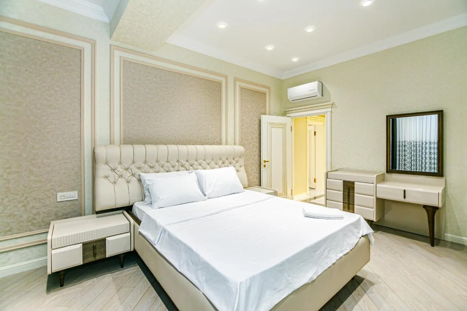 Premium Apartment In Street Nizami Baku Azerbaijan