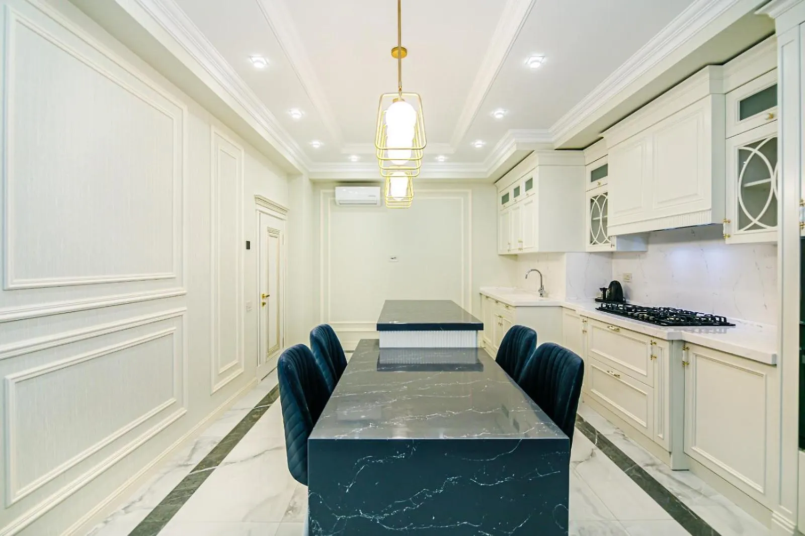 Premium Apartment In Street Nizami Baku