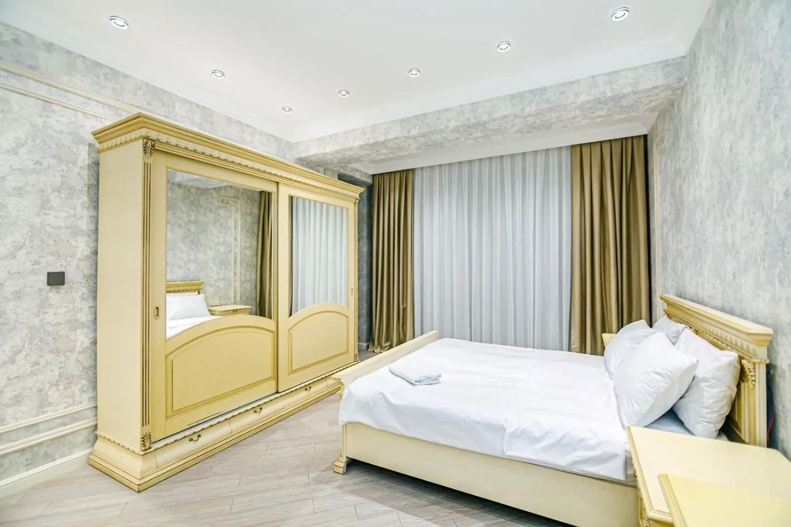 Premium Apartment In Street Nizami Baku Azerbaijan