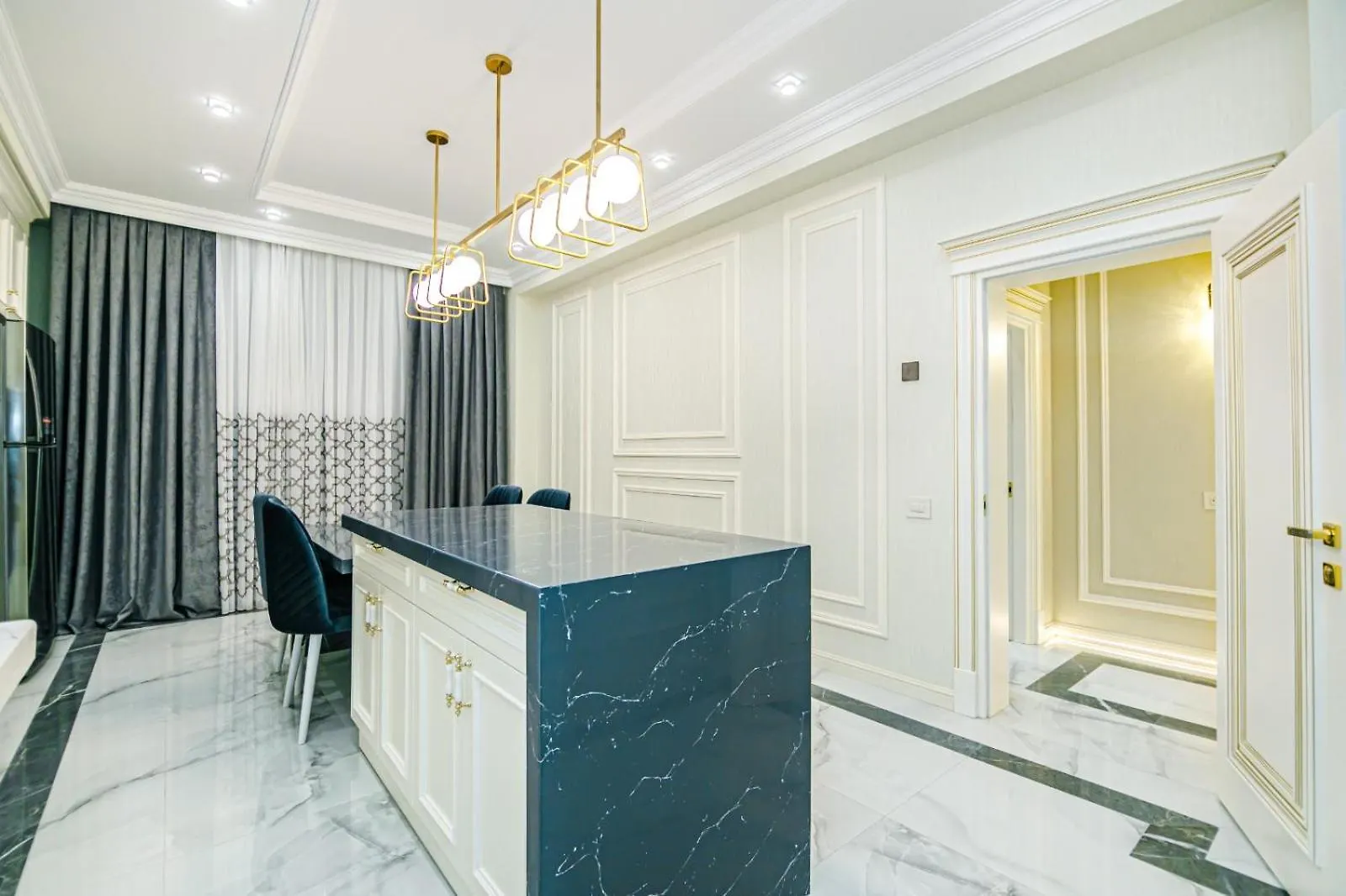 Premium Apartment In Street Nizami Baku