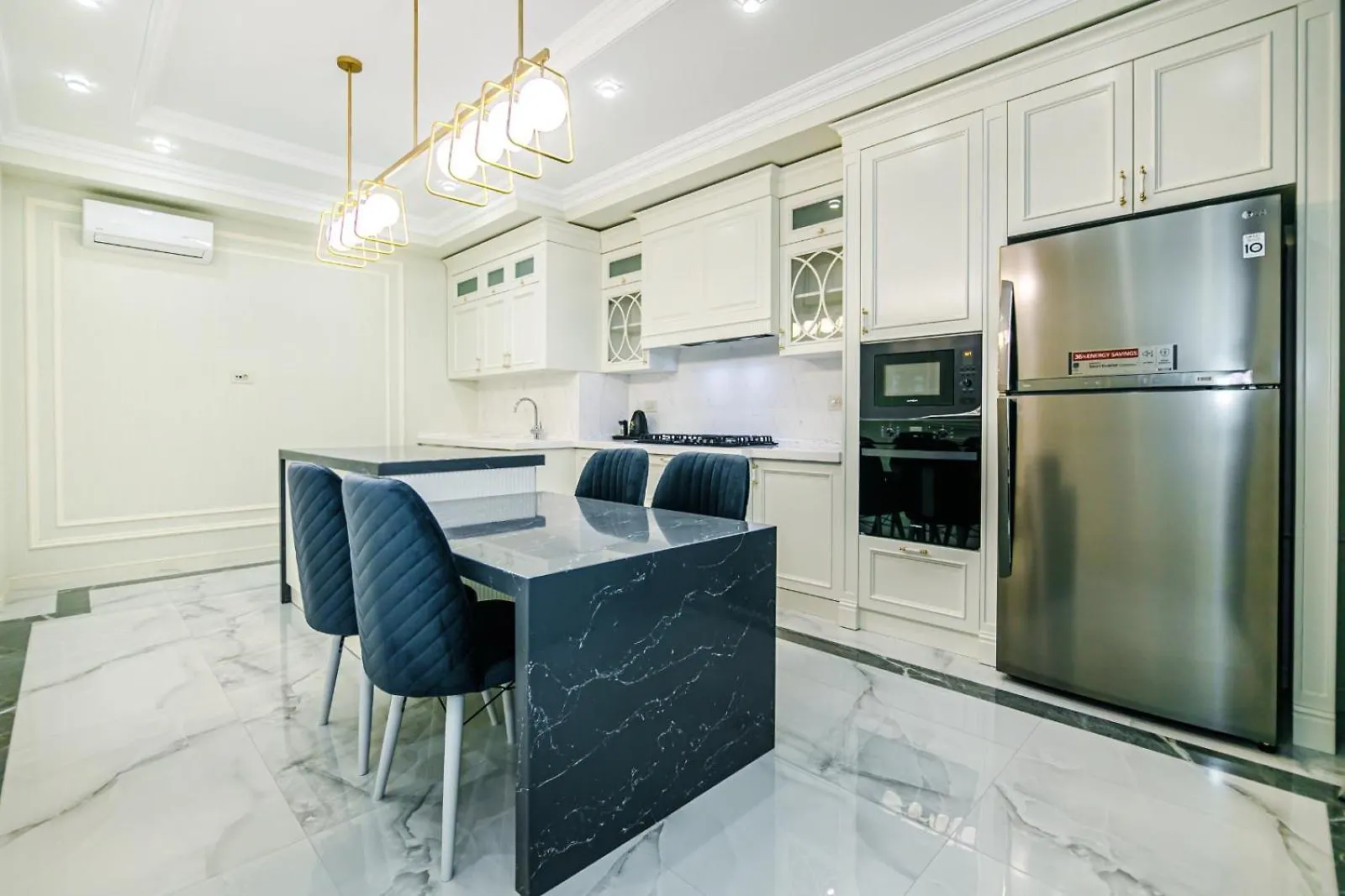 Premium Apartment In Street Nizami Baku 0*,