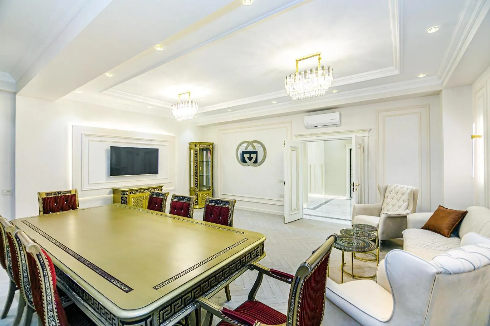 Premium Apartment In Street Nizami Baku