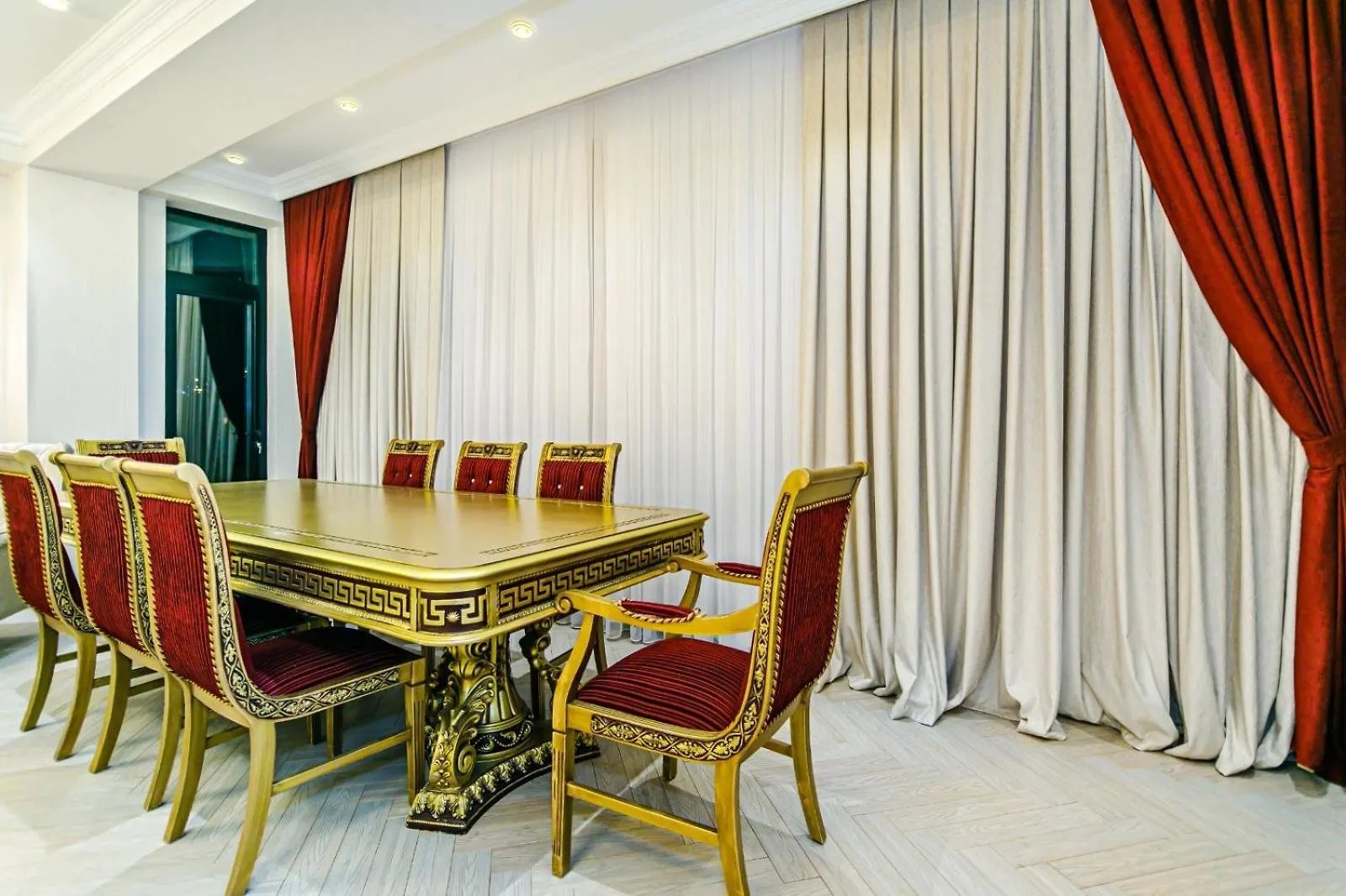 Premium Apartment In Street Nizami Baku 0*,