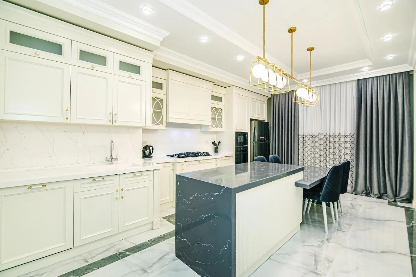 Premium Apartment In Street Nizami Baku